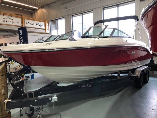 New 2020 SEA RAY SPX 210 boat in Bracebridge #SERX1164 | Pride Marine Group